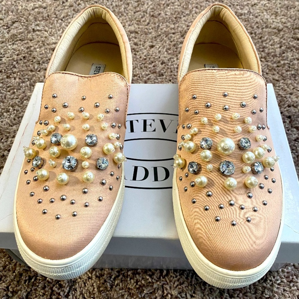Pearls and Diamond short platform sneakers